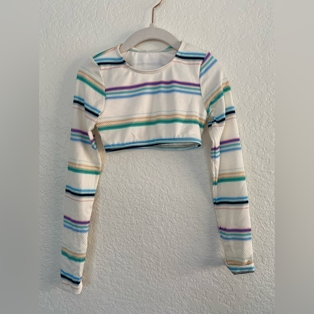 Girls two piece crop rash guard bikini swimsuit • Size 5 • NWT